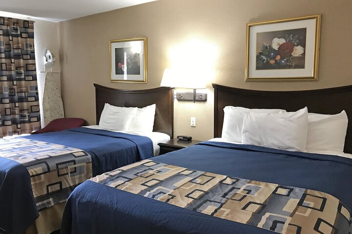 Room 3 of 17
