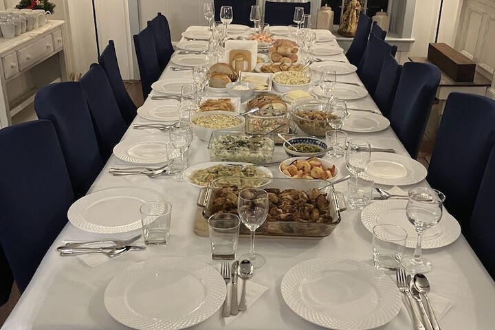 Dining 100 of 145