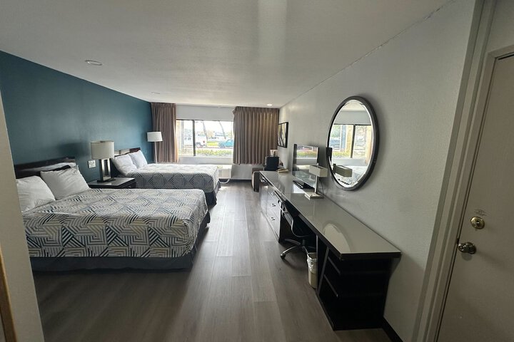 Room 14 of 39