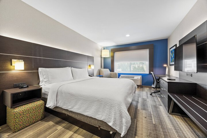 Holiday Inn Express Sunnyvale - Silicon Valley by IHG