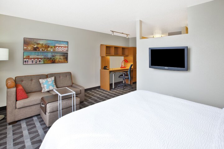 Towneplace Suites by Marriott Brookfield