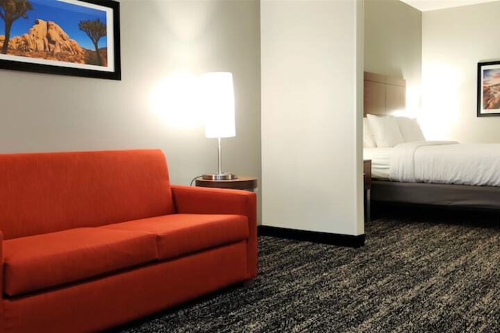 Room 16 of 29