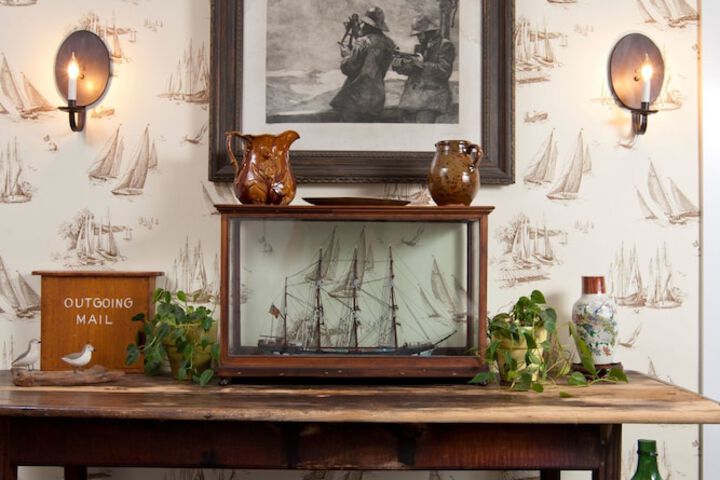 Dockside Guest Quarters & Restaurant