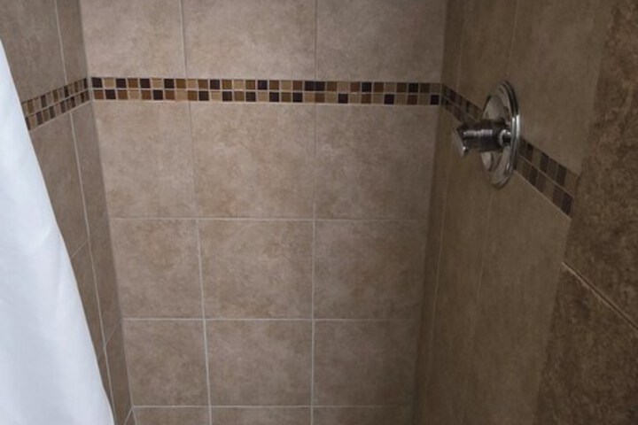 Room 7 of 35