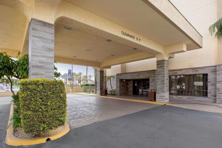 Hotel 3 of 45