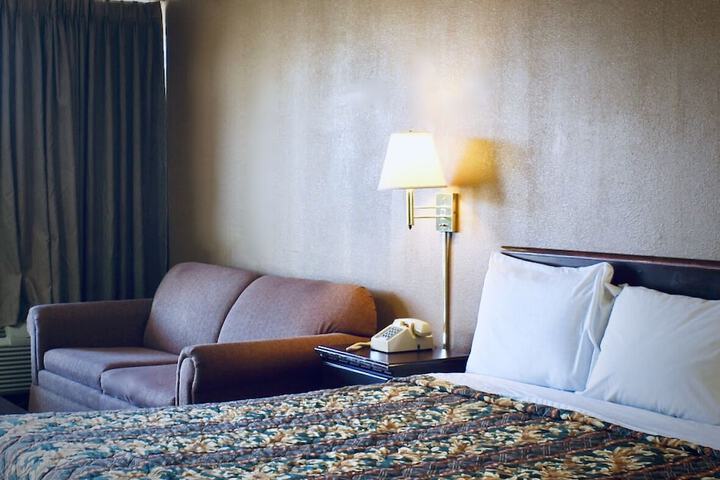 Rodeway Inn Monroe