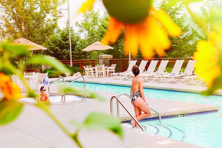 Pool 4 of 32