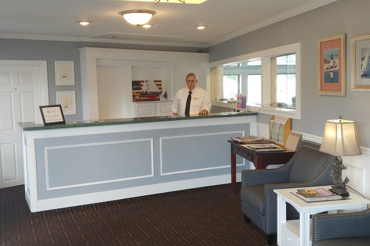 Hyannis Travel Inn
