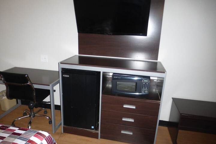 Room 13 of 20