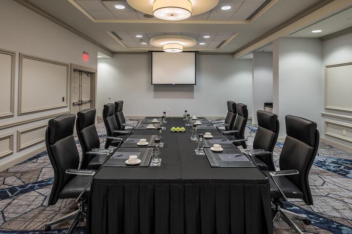 Hilton Dallas / Rockwall Lakefront