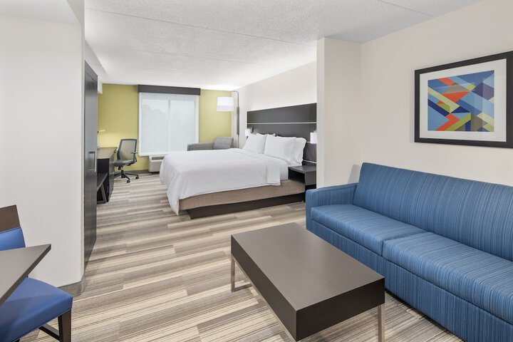 Holiday Inn Express & Suites Greenville-I-85 & Woodruff Rd by IHG