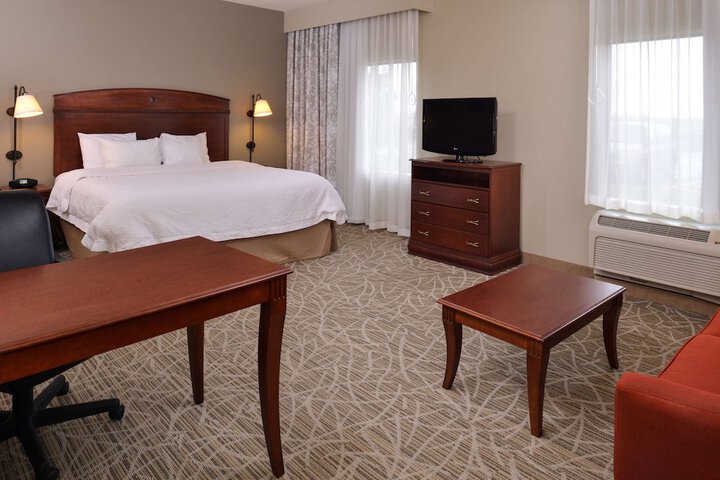Room 12 of 51