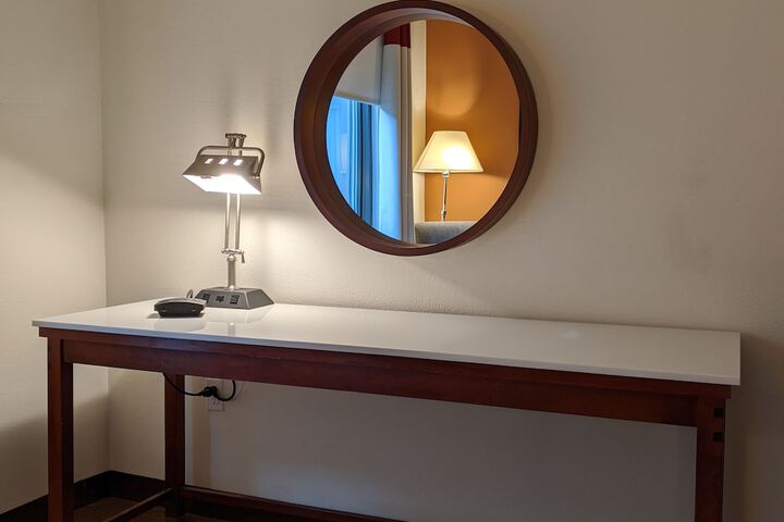 Four Points by Sheraton Boston Logan Airport Revere