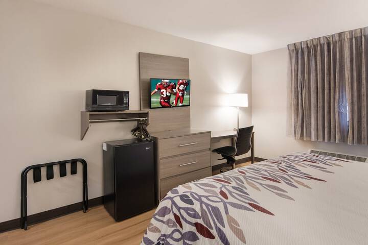 Room 11 of 35