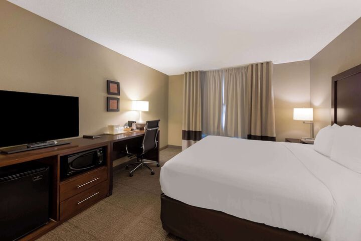 Room 18 of 32