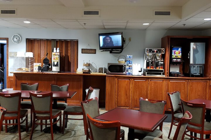 GrandStay Hotel & Suites Hastings