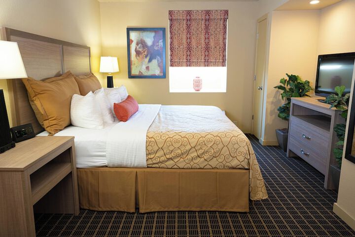 Room 18 of 24