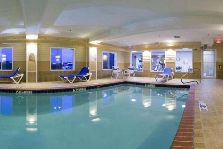 Holiday Inn Express Hotel & Suites Magee by IHG