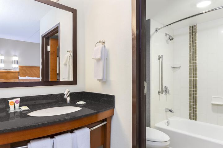 Hyatt Place Fort Worth / Hurst