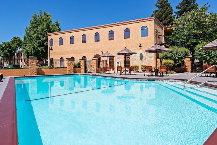 Pool 2 of 37