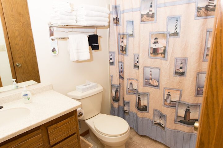Room 63 of 185