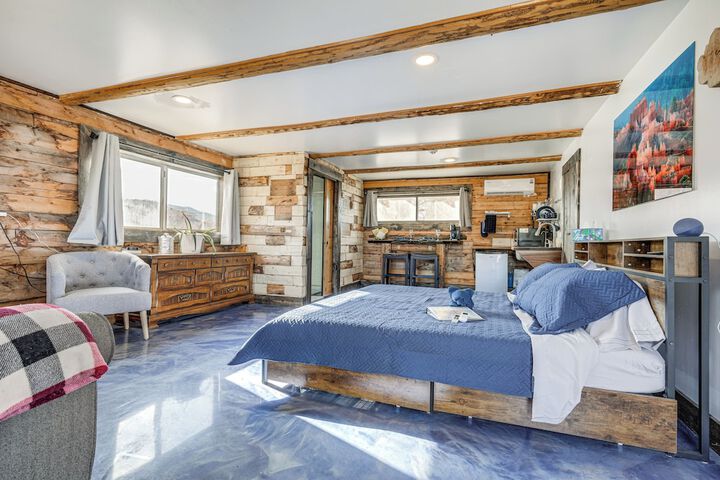 Cozy Parowan Studio: 12 Mi to Brian Head Resort!