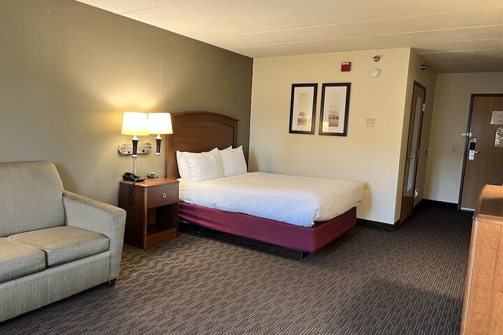 Room 42 of 50