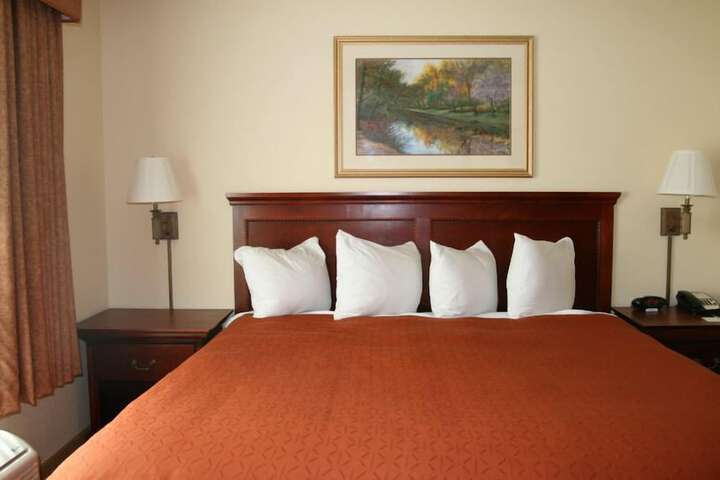 Country Inn & Suites by Radisson Bentonville South - Rogers, AR