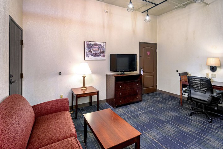 Room 58 of 74