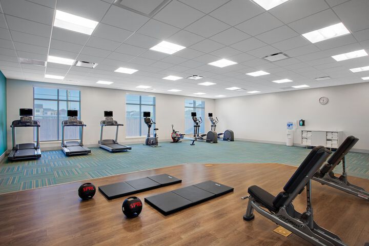 Holiday Inn Express & Suites Lubbock Central - Univ Area by IHG