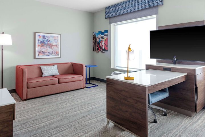 Room 15 of 32