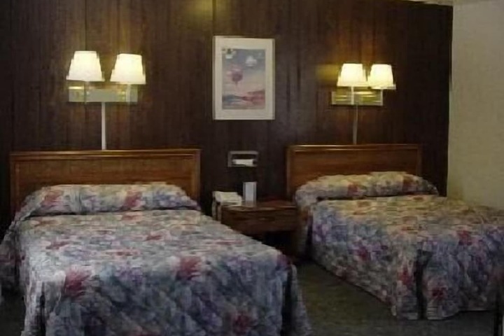 Room 21 of 24