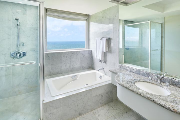Maui Beach Hotel