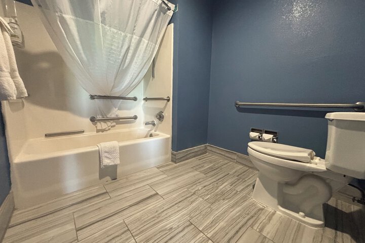 Baymont by Wyndham Evansville North / Haubstadt