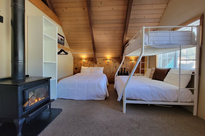 Room 47 of 126