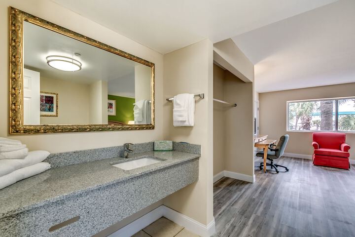 Room 14 of 23