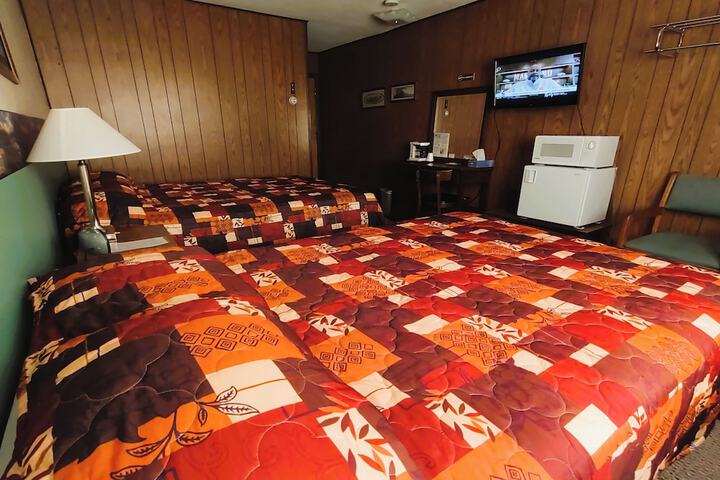 Room 34 of 49