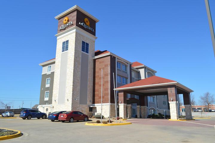 La Quinta Inn & Suites by Wyndham Little Rock - Bryant