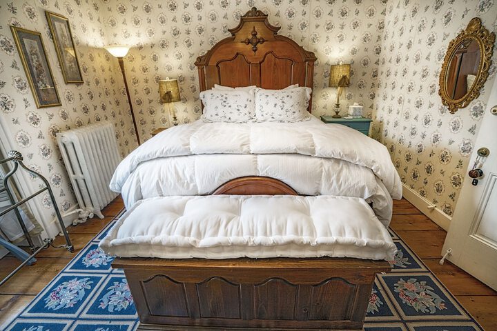 Room 37 of 40