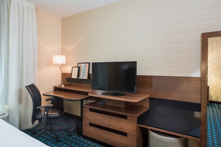Room 17 of 30