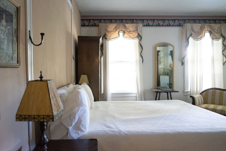 Room 41 of 75