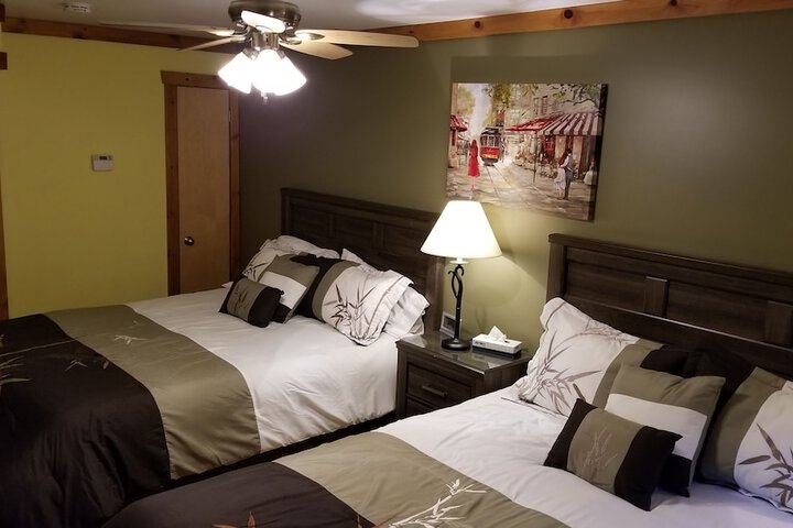 Room 27 of 69