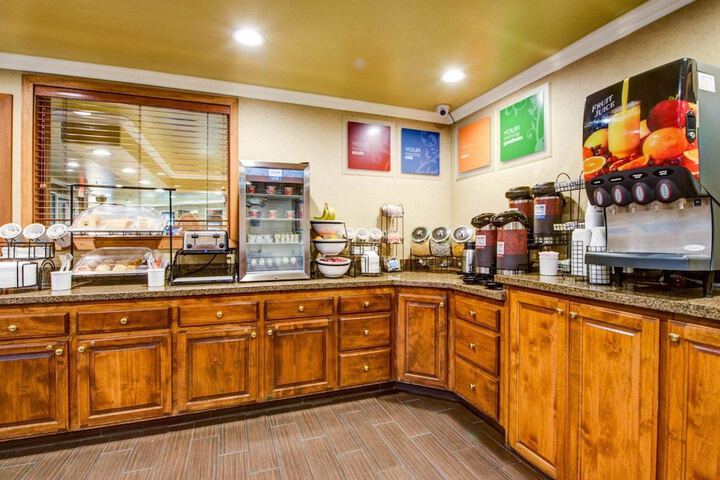 Comfort Inn Fontana