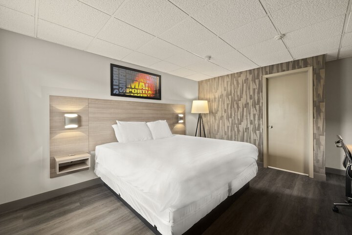 Room 15 of 22
