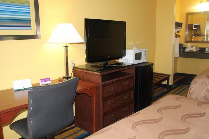 Room 16 of 27
