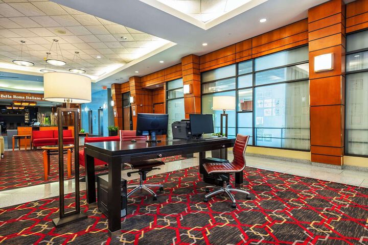 Grand Park Hotel Vancouver Airport an Ascend Collection Hotel