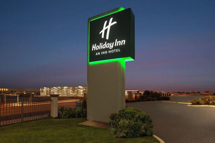Hotel 9 of 52