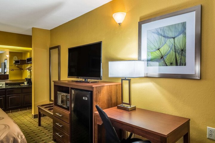 Room 21 of 29