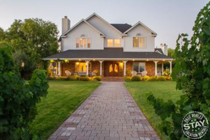 The Gables at the Rockin K 6 Br Home by RedAwning