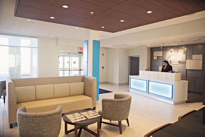 Hotel 4 of 53